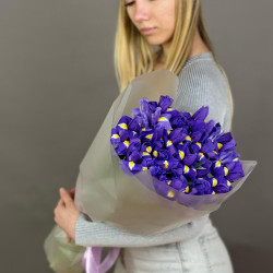 Букет из 21 ириса